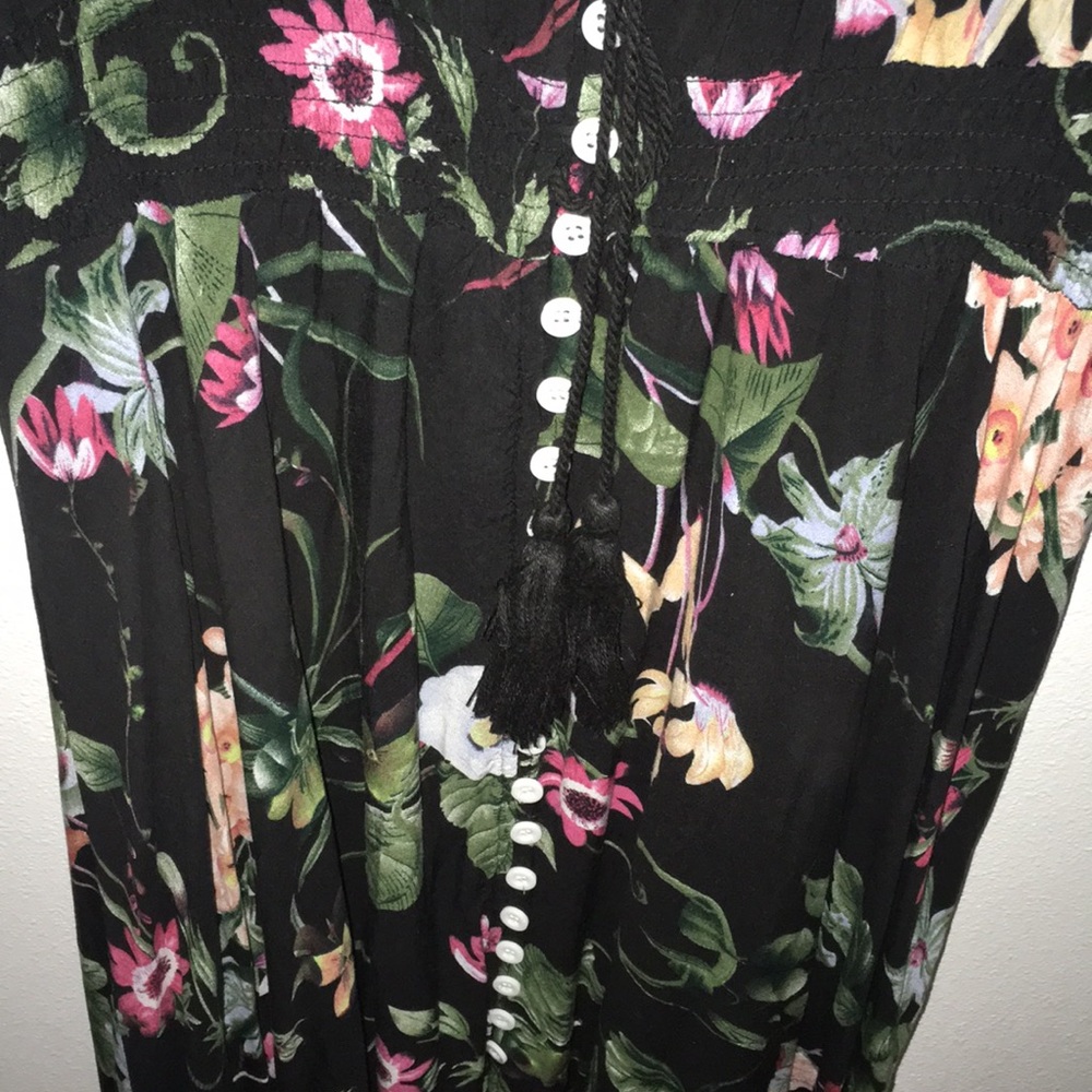 (NWOT) BOHO DRESS! Long, perfect for fall! 🍂 - Picture 5 of 5
